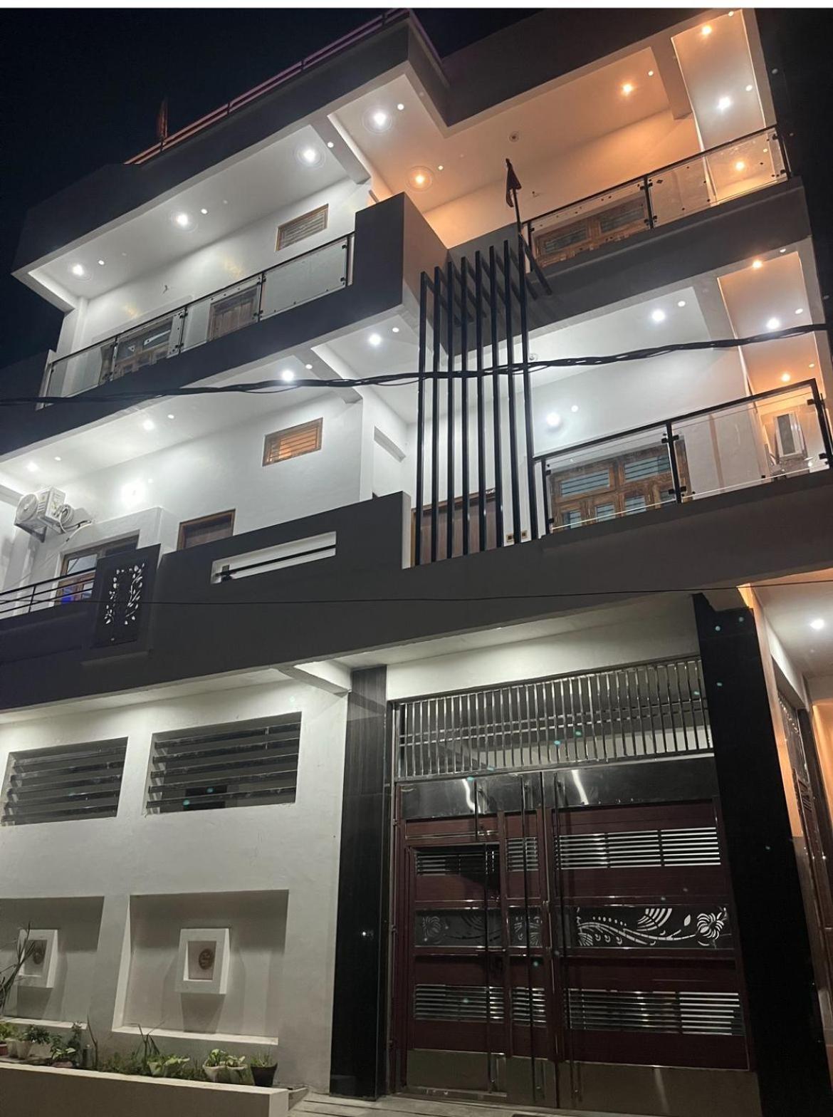 Shri Ram International Home Stay Ayodhya Exterior foto
